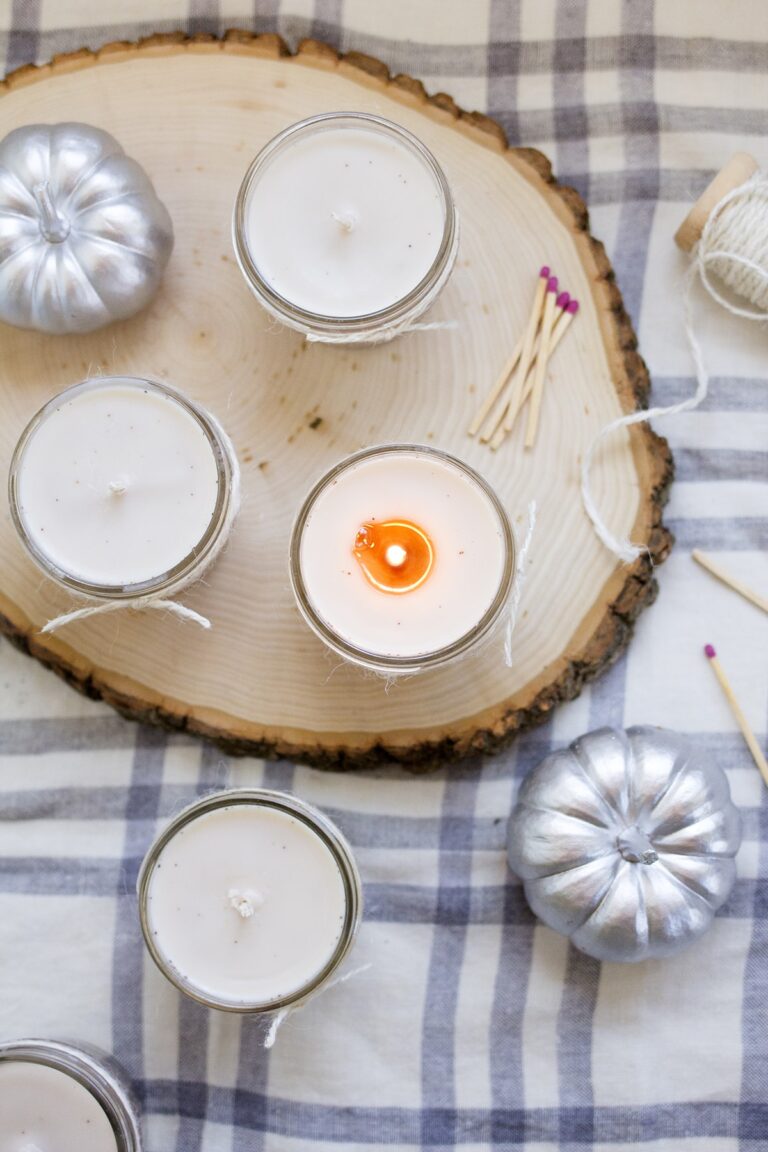 Homemade Soy Pumpkin Spice Candles • Freutcake