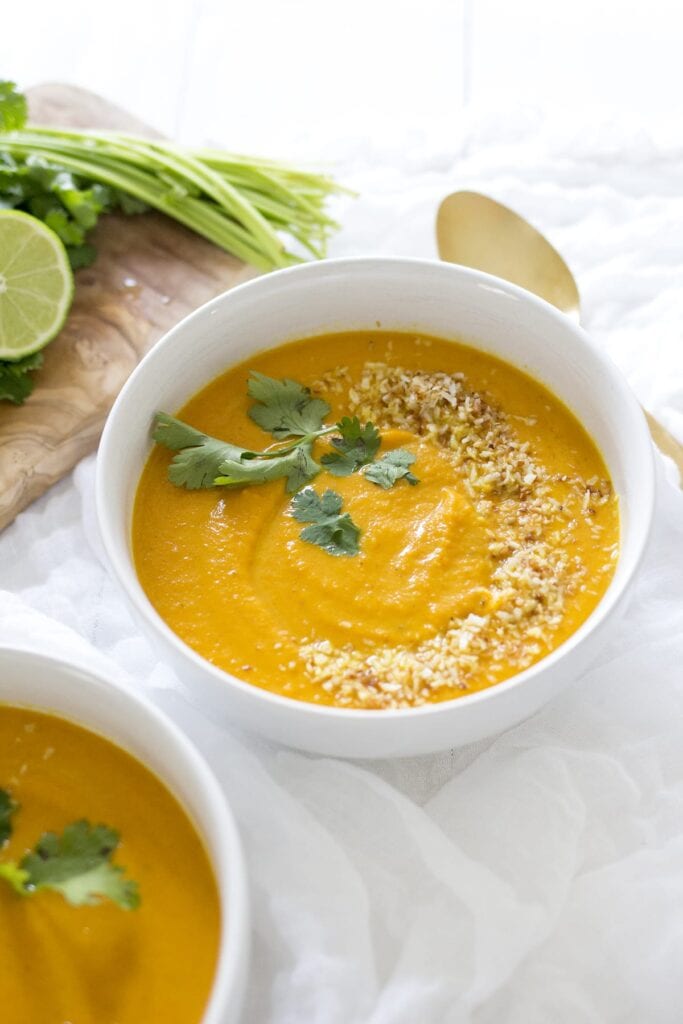 Curried Coconut Carrot Soup • Freutcake