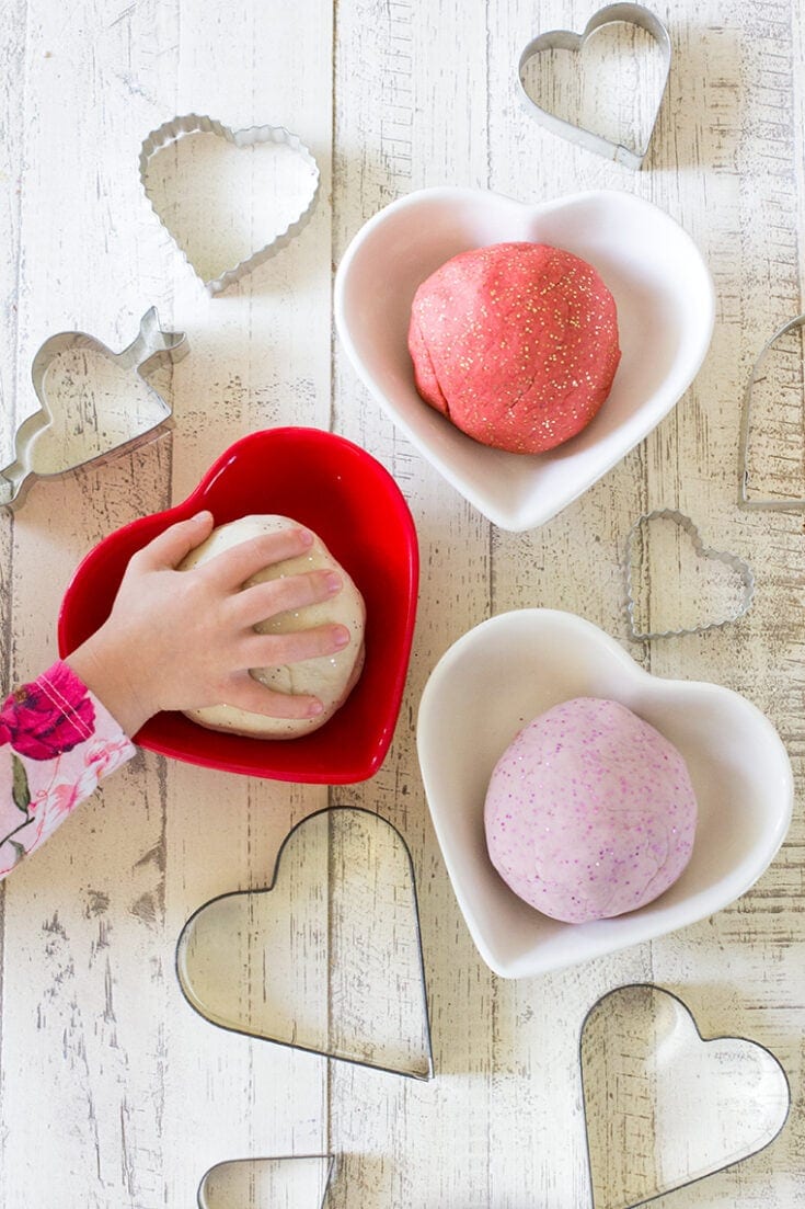 Toddler Safe Halloween Glitter Slime Recipe • Freutcake