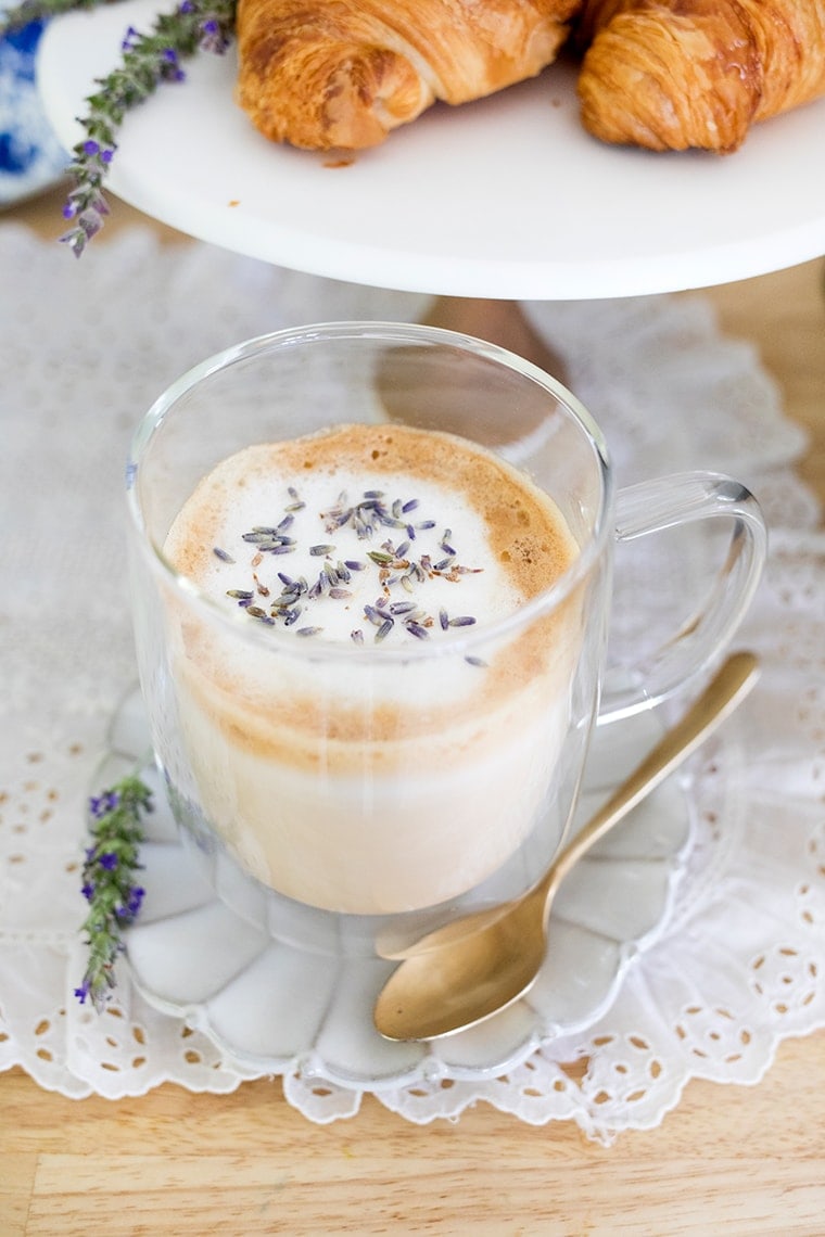 https://www.freutcake.com/wp-content/uploads/2019/05/Lavender-Honey-Latte-Recipe-William-Sonoma-Coffee-Capsules-4.jpg