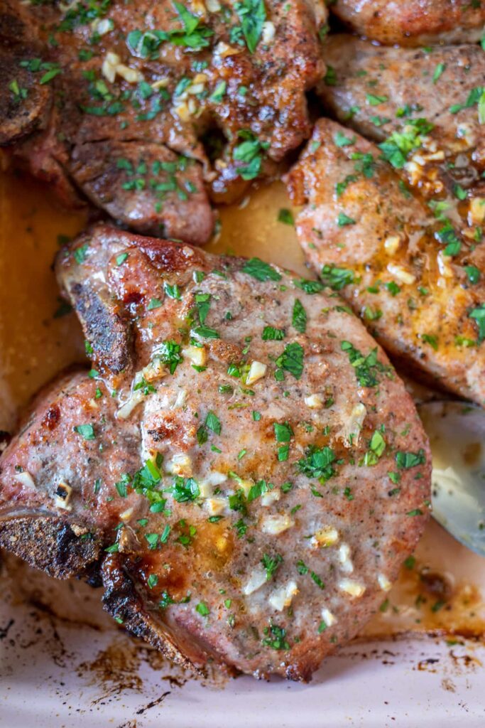 Garlic Ranch Pork Chops • Freutcake