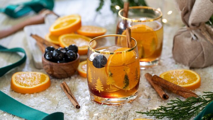 Easy Christmas Old Fashioned Recipe — Sugar & Cloth